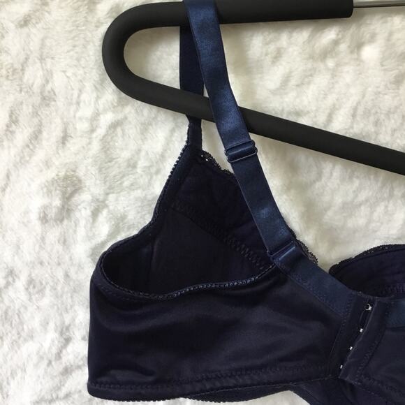 BodiBra Navy Lace Support & Shaping Bra - Picture 10 of 15